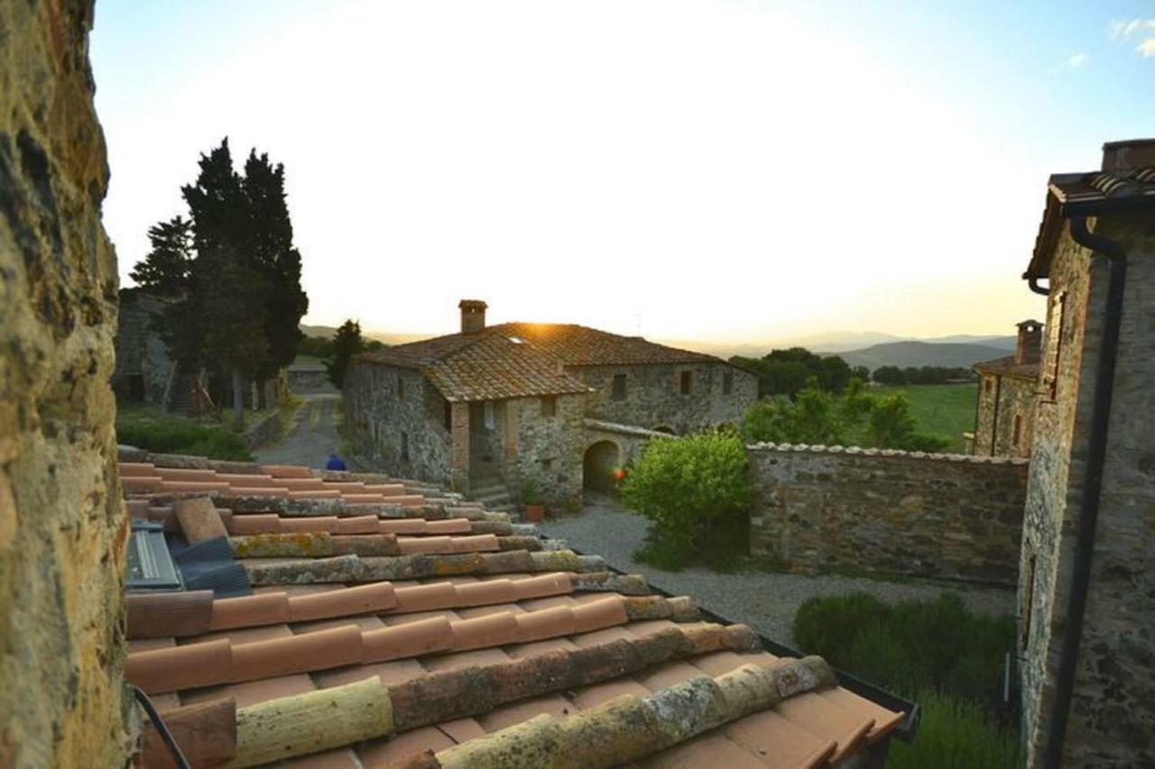 Farmhouse Tuscany Villa Montecastelli Pisano Exterior photo